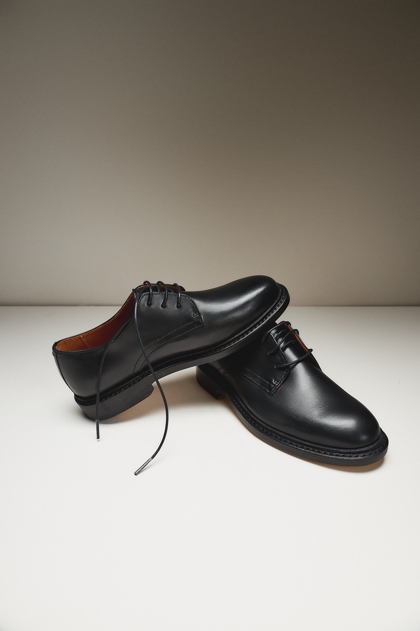 Plain Derby - Black